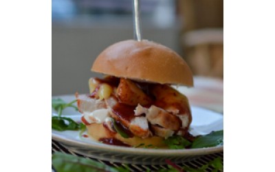 Leftover Burger Γαλοπούλας Leftover Burger Γαλοπούλας
