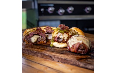 Double Burger Με Cheddar Double Burger Με Cheddar