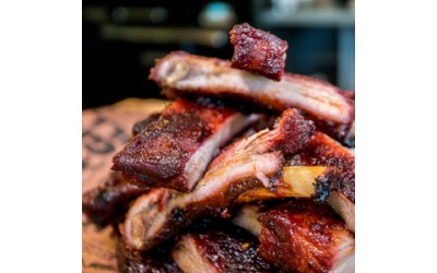 Spare Ribs σε ψησταριά Πέλλετ Spare Ribs σε ψησταριά Πέλλετ